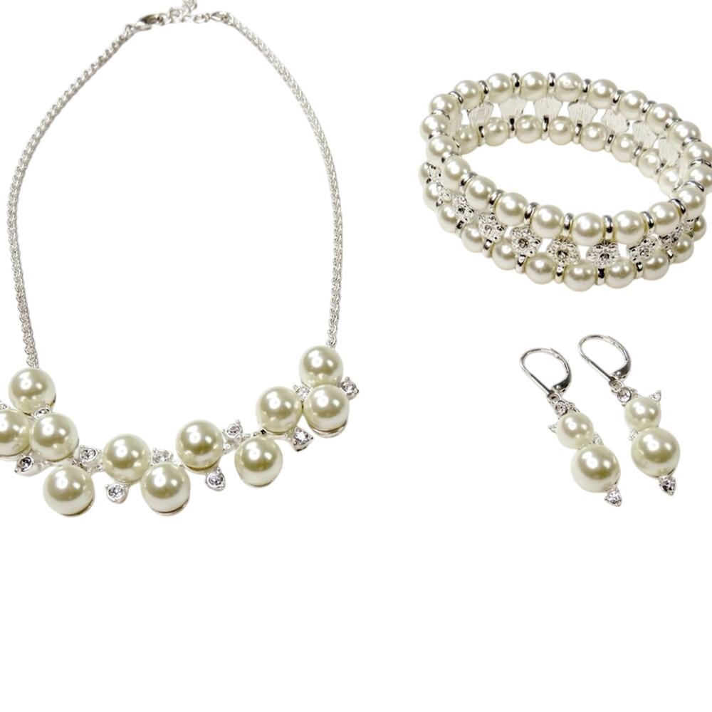 Vintage Avon Pearl Necklace Set with Bracelet and Earrings Retro Glam Formal